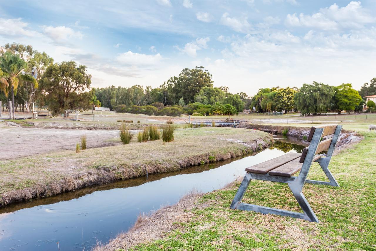 The Swan Valley Retreat Henley Brook Екстер'єр фото